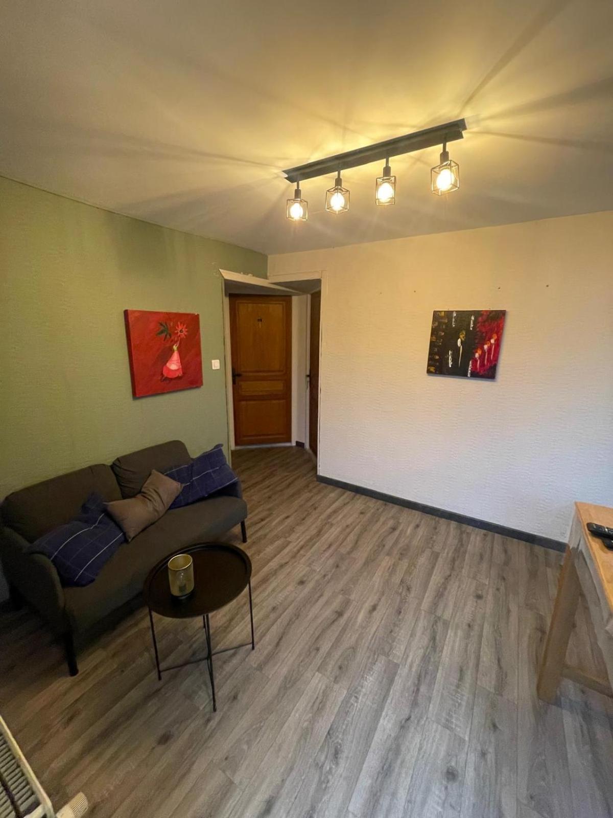Pause Nature Sorbais Gite 2 Personnes Avec Grand Spa Privatif, Streaming Et Arrivee Autonome Exteriér fotografie